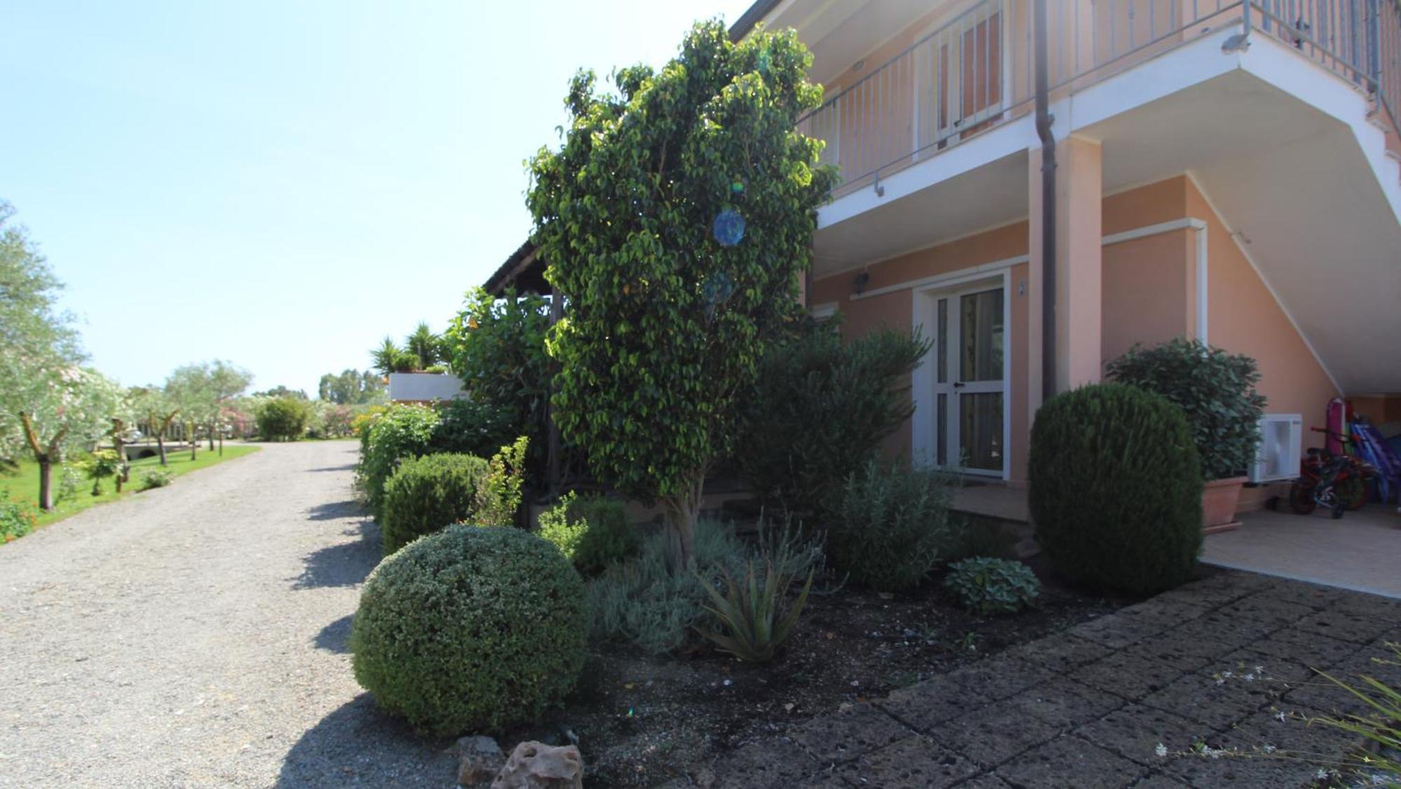 Casa Vacanze Giovanna Sant'Anna Arresi Eksteriør billede